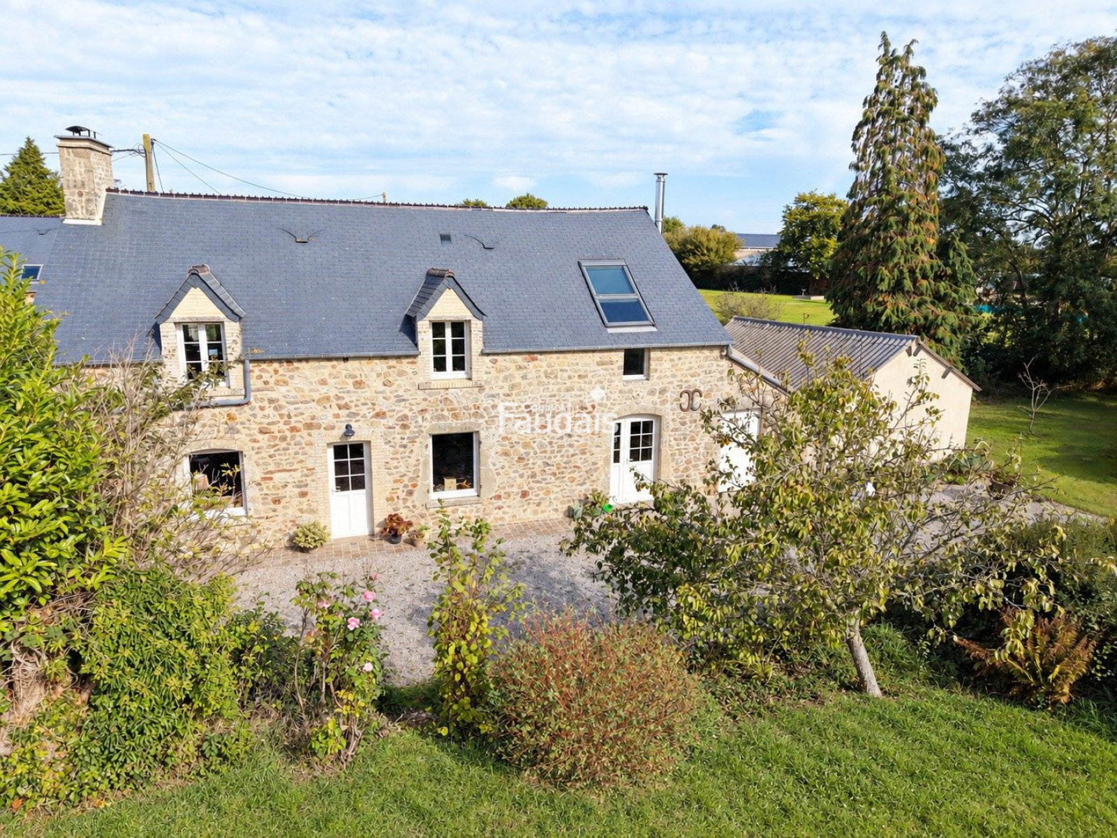 Maison 4 pièces 98 m² · à Magneville · 98 m² · 213 000 €