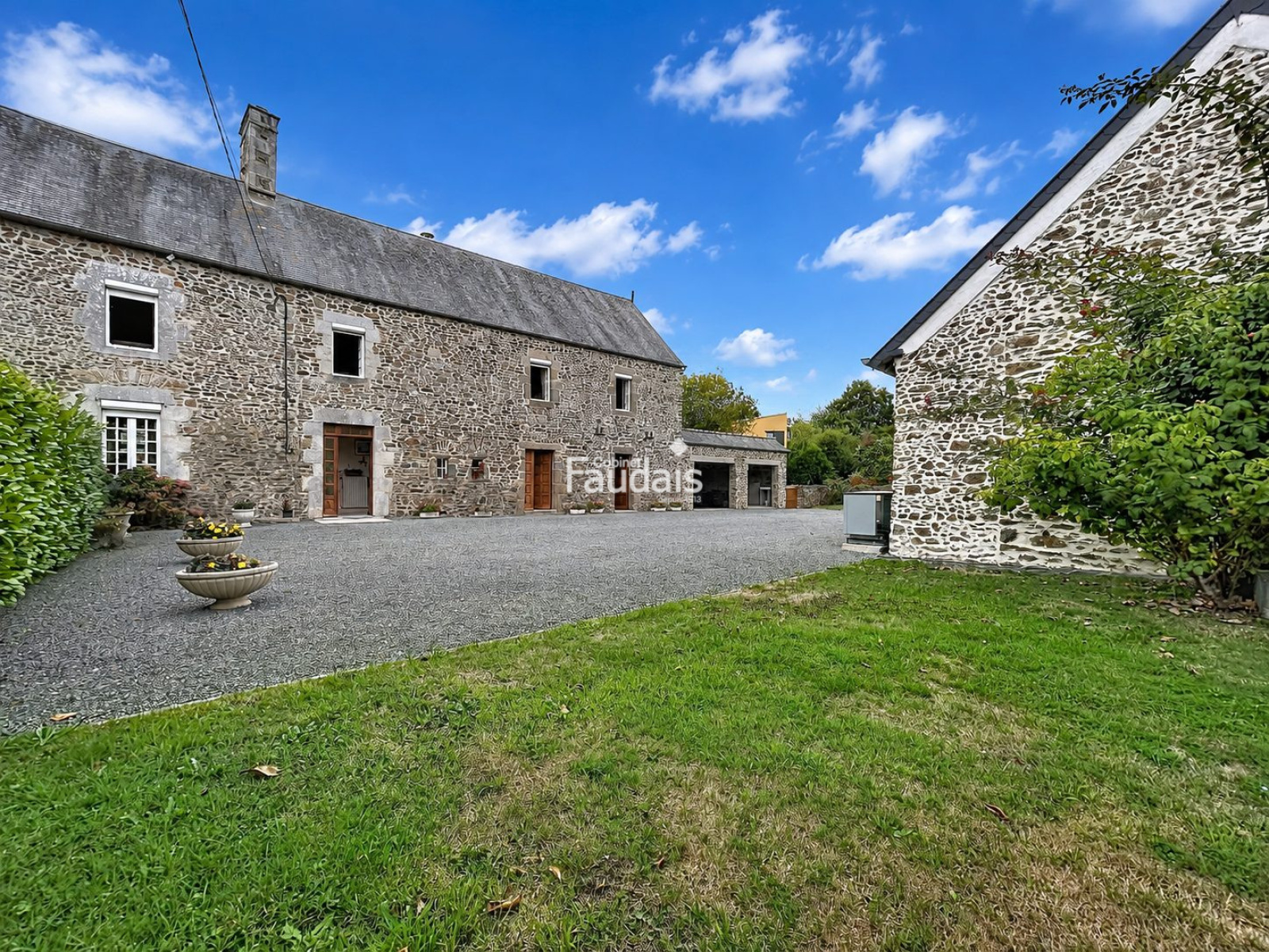 Maison 5 pièces 126 m² · à Brainville · 125,9 m² · 333 000 €