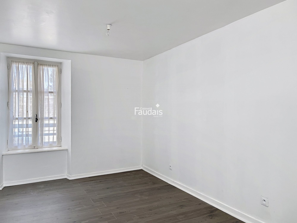Appartement de plain-pied T3 de 48 m² à Coutances, centre-vill — 26